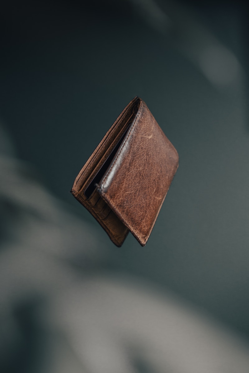 Slim RFID-Blocking Bi-Fold Leather Wallet